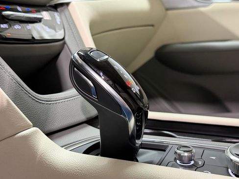 New 2026 Cadillac XT5 Premium Luxury AWD/4WD image 16