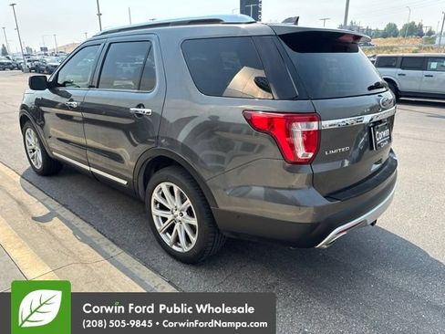 Used 2016 Ford Explorer Limited w/ Equipment Group 301A AWD/4WD image 4