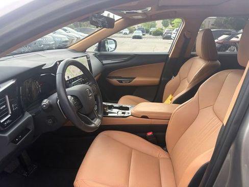 Certified 2026 Lexus NX 350 AWD w/ Accessory Package (Z1) image 9