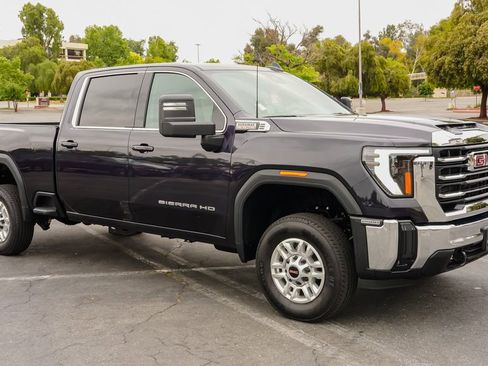 New 2026 GMC Sierra 2500 SLE w/ Preferred Package image 6