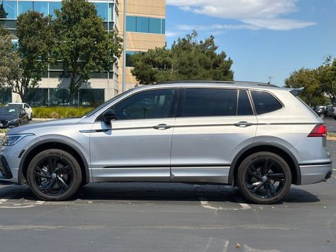 Used 2023 Volkswagen Tiguan SE R-Line FWD image 7