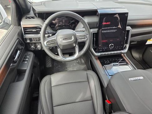 New 2026 GMC Yukon XL Denali w/ Sun & Power Step Package AWD/4WD image 11