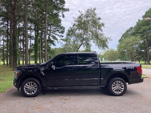 Used 2024 Ford F150 King Ranch w/ FX4 Off-Road Package image 6