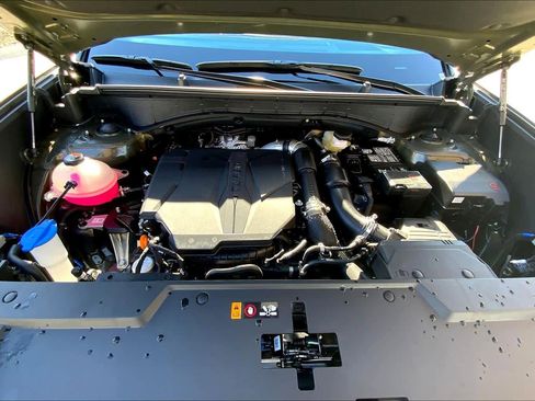 Certified 2026 Hyundai Santa Fe Calligraphy image 29