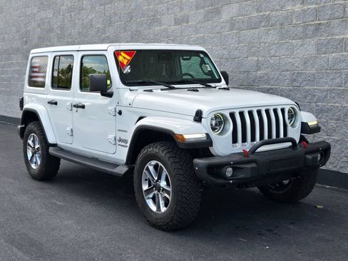 Used 2021 Jeep Wrangler Unlimited Sahara AWD/4WD image 7