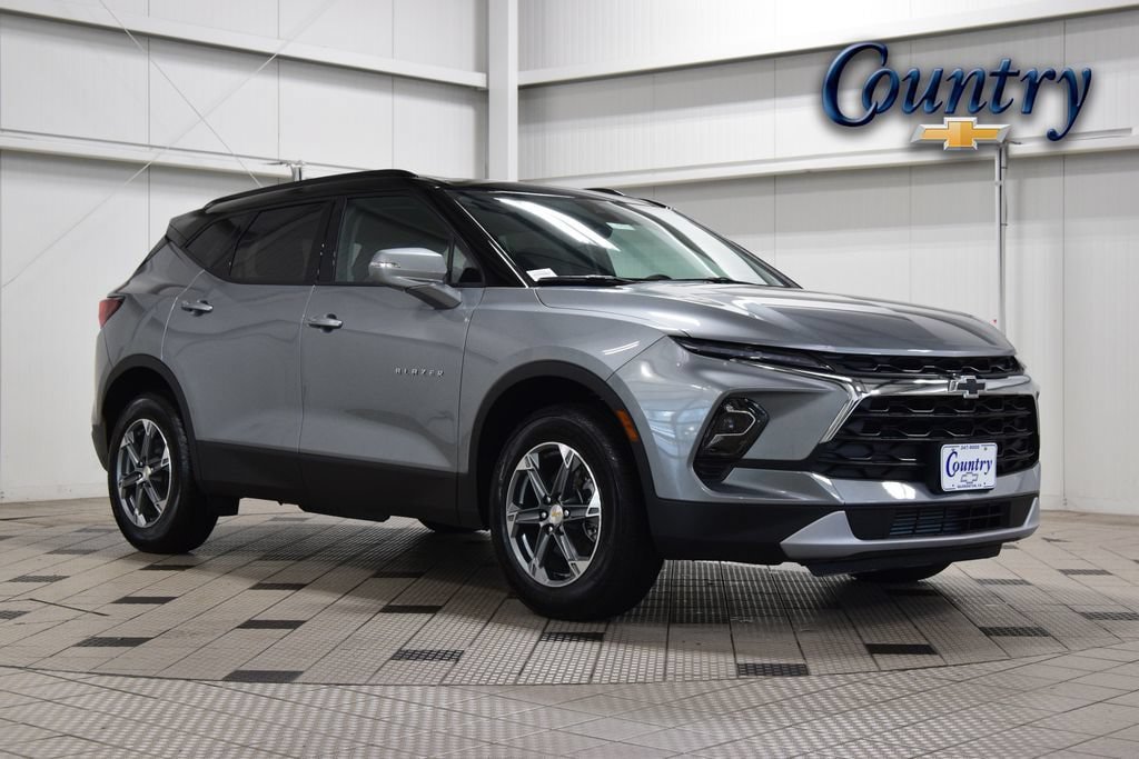 New 2026 Chevrolet Blazer LT w/ Sound & Technology Package AWD/4WD image 1