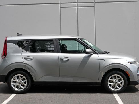 Used 2022 Kia Soul LX w/ Technology Package FWD image 44