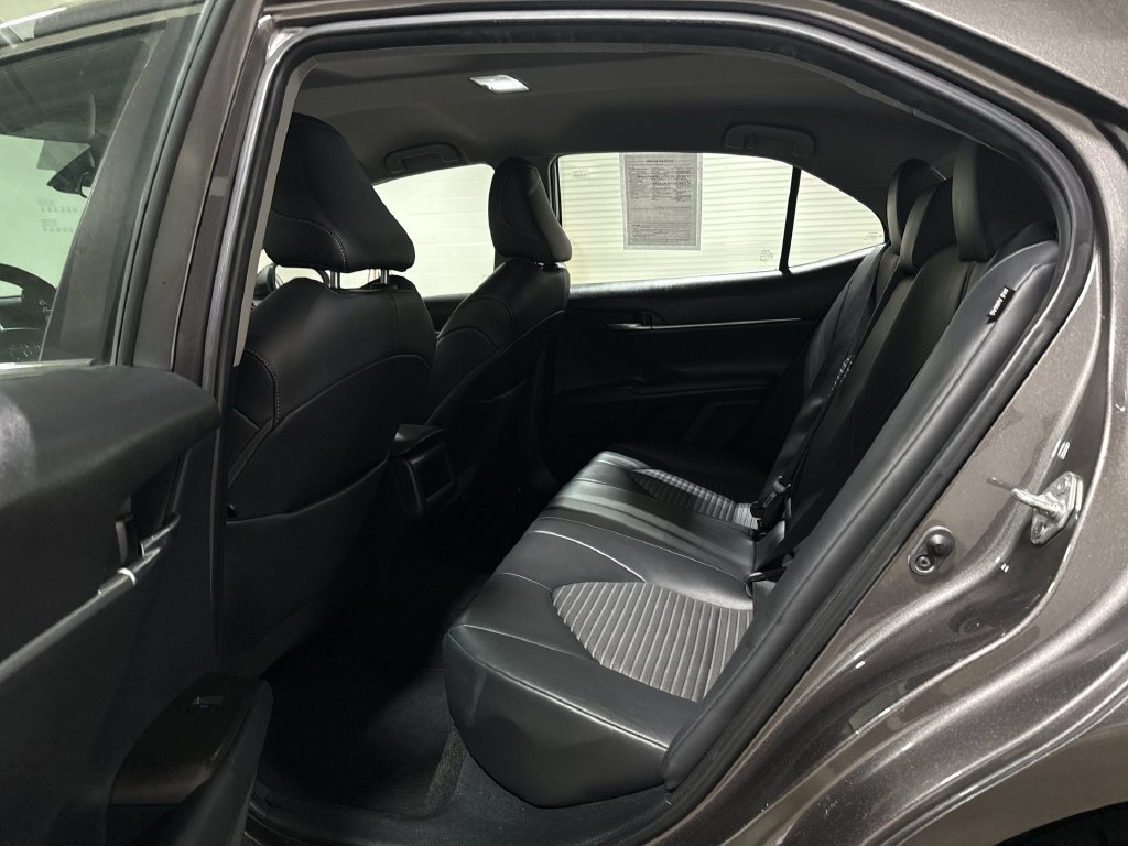 Used 2023 Toyota Camry SE FWD image 22