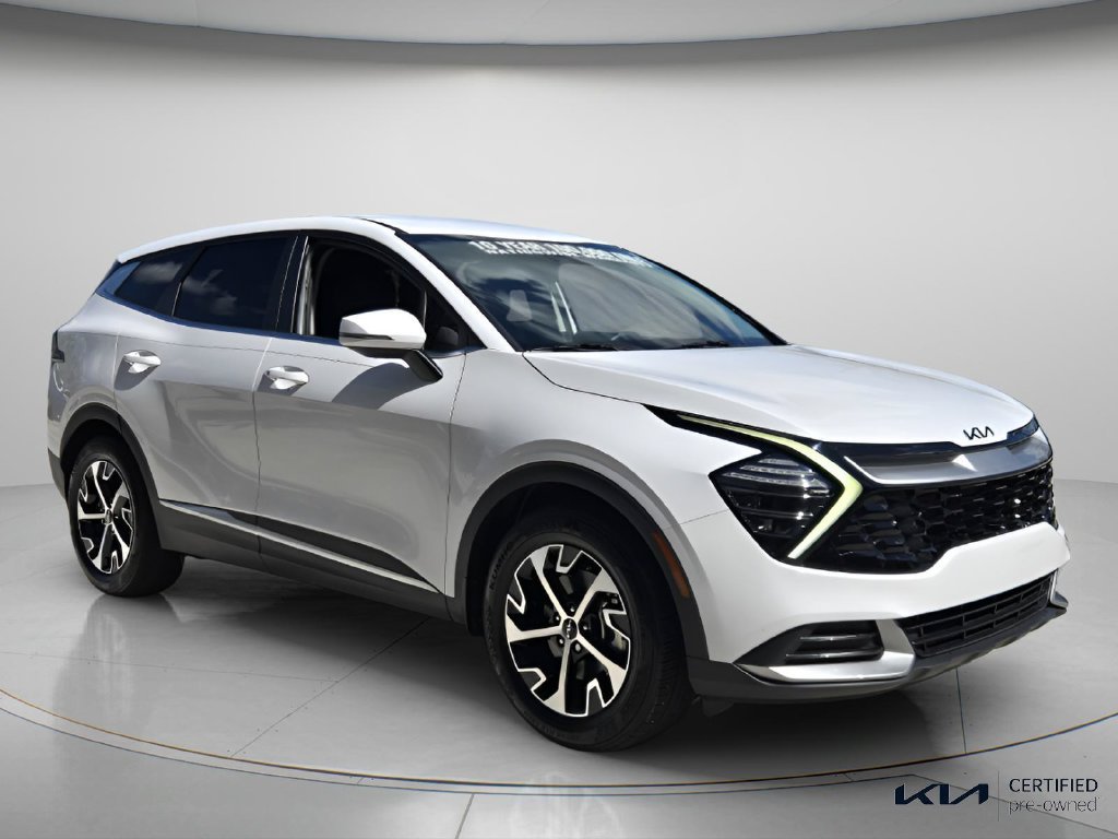 Certified 2024 Kia Sportage EX FWD image 9