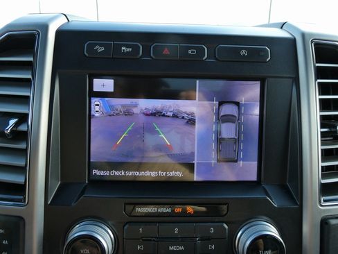 Used 2020 Ford F150 Platinum w/ Equipment Group 701A Luxury image 36