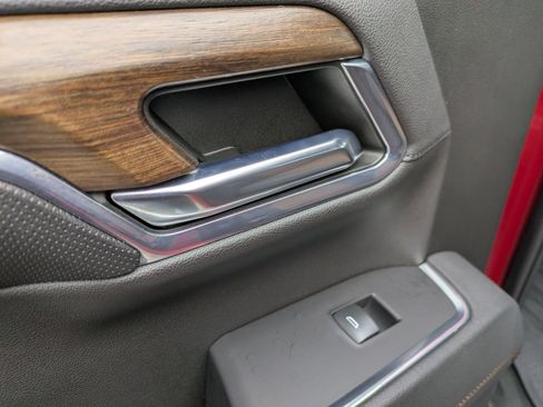 Used 2023 Chevrolet Silverado 1500 High Country w/ High Country Premium Package image 26