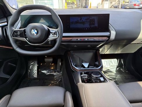 Used 2026 BMW X3 xDrive30i w/ Premium Package AWD/4WD image 17