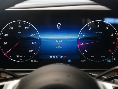 Used 2025 Mercedes-Benz C 300 4MATIC Sedan image 19