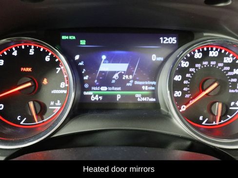 Used 2019 Toyota Camry XSE image 11