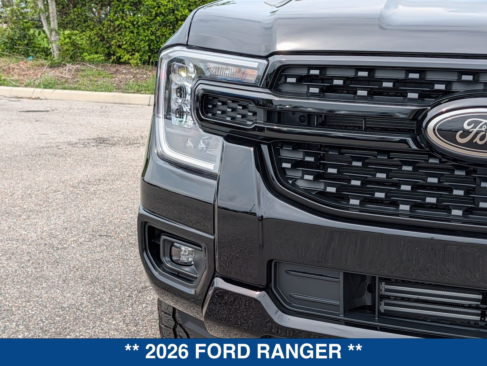 New 2026 Ford Ranger XLT w/ Black Appearance Package RWD image 11