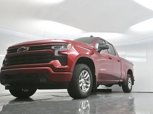 Used 2025 Chevrolet Silverado 1500 RST w/ Z71 Off-Road Package AWD/4WD image 66