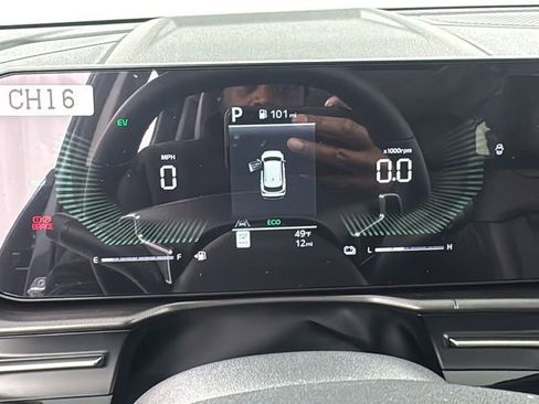 New 2026 Kia Sportage EX w/ EX Panoramic Sunroof Package image 21