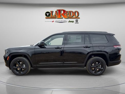 New 2025 Jeep Grand Cherokee L Limited w/ Black Appearance Package image 4