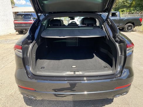 Used 2023 Maserati Levante GT image 18