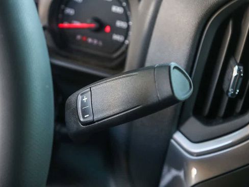 Used 2025 Chevrolet Silverado 1500 Custom Trail Boss w/ Dark Appearance Package image 20