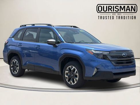 New 2026 Subaru Forester Premium AWD/4WD image 1
