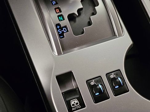 Used 2023 Toyota 4Runner SR5 Premium image 30