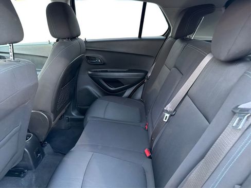 Used 2016 Chevrolet Trax LT FWD image 11