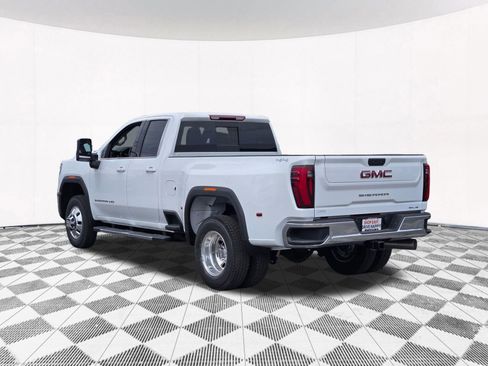 New 2026 GMC Sierra 3500 SLE w/ SLE Value Package AWD/4WD image 28
