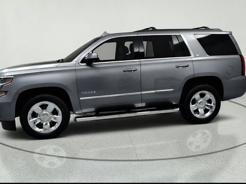 Used 2018 Chevrolet Tahoe LT w/ LT Signature Package AWD/4WD image 2