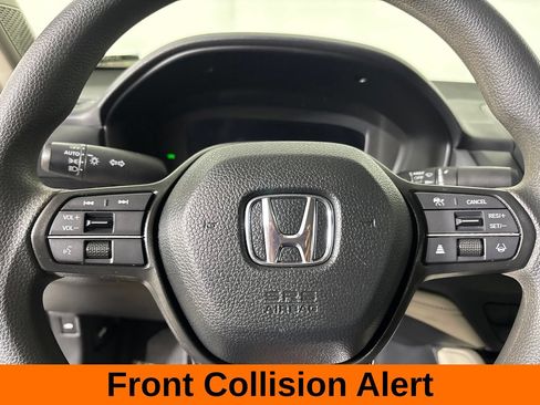 Used 2025 Honda Accord SE image 14