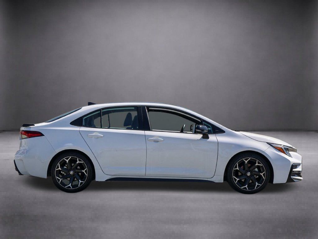 Used 2025 Toyota Corolla FX w/ Convenience Package FWD image 3