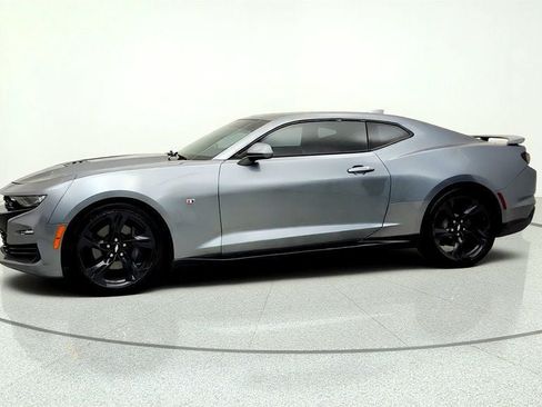 Used 2019 Chevrolet Camaro SS w/ LPO, Ground Effects Package RWD image 8