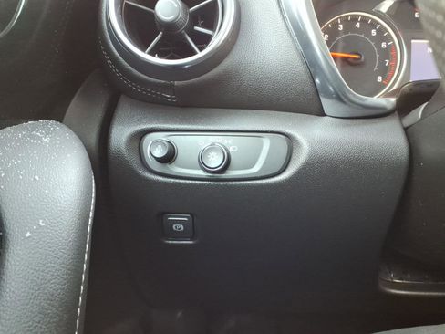 Certified 2023 Chevrolet Blazer LT w/ Convenience Package image 17