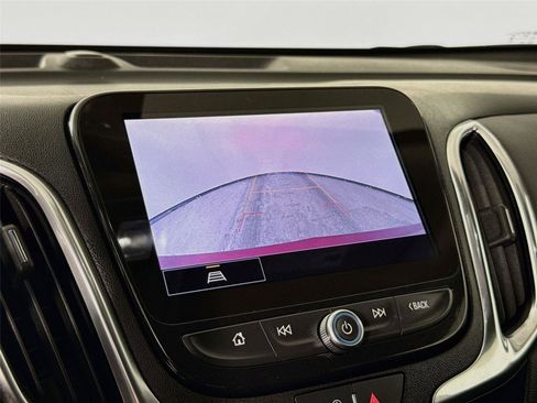 Used 2024 Chevrolet Equinox Premier AWD/4WD image 14