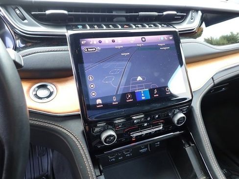 Used 2023 Jeep Grand Cherokee Summit image 23