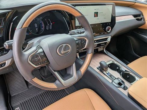 Used 2024 Lexus RX 350 Premium w/ Accessory Package FWD image 10