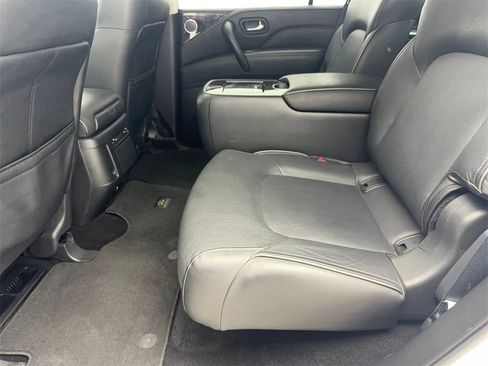 Used 2023 INFINITI QX80 Luxe w/ Cargo Package image 43