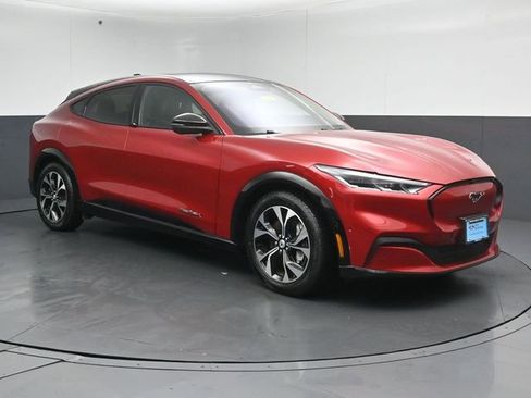 Certified 2023 Ford Mustang Mach-E Premium AWD/4WD image 1