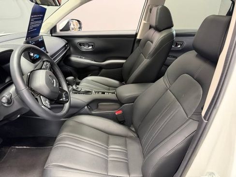 Used 2025 Honda HR-V EX-L image 16