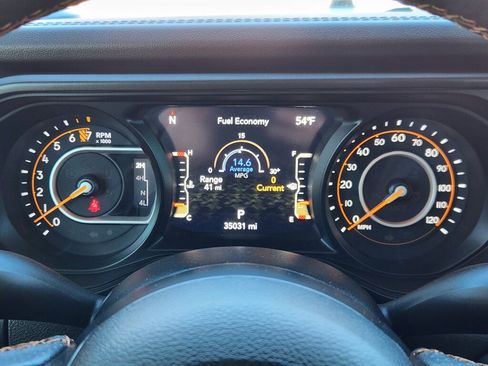 Used 2024 Jeep Gladiator Mojave w/ Safety Group image 14