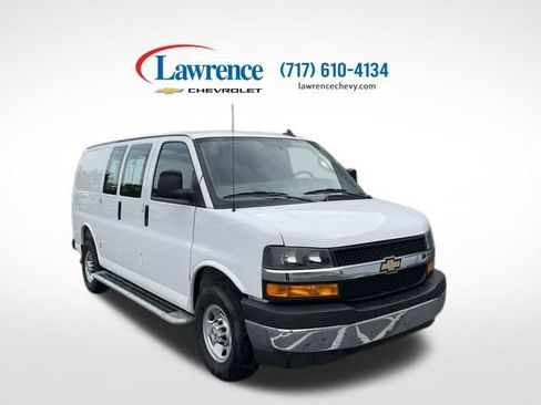 Used 2025 Chevrolet Express 2500 w/ Driver Convenience Package RWD image 1