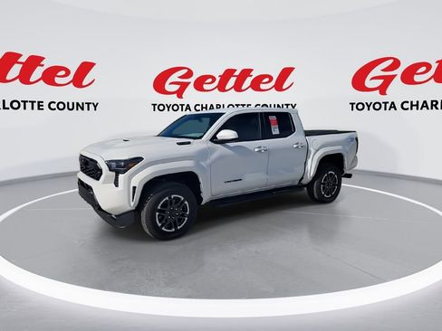 New 2025 Toyota Tacoma TRD Sport image 4