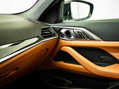 Used 2021 BMW 430i Convertible w/ M Sport Package image 34