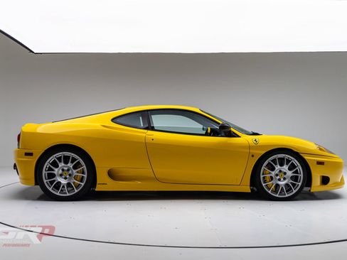 Used 2004 Ferrari 360 Challenge Stradale RWD image 2