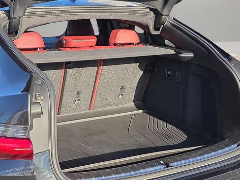 Used 2022 BMW X4 M40i image 9