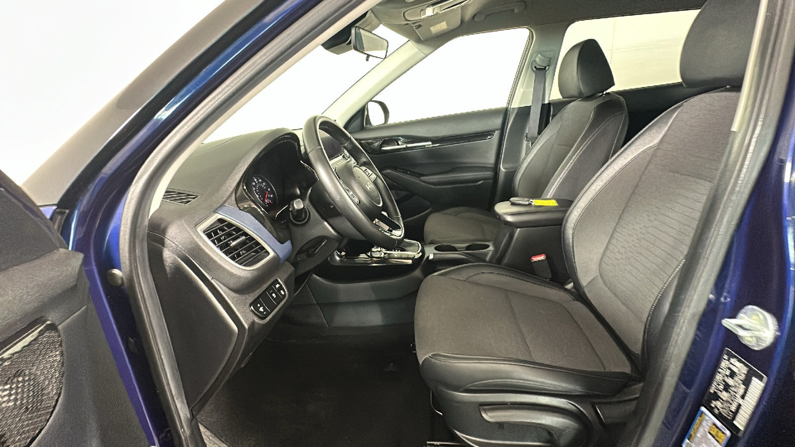 Used 2023 Kia Seltos S w/ Navigation Package AWD/4WD image 14