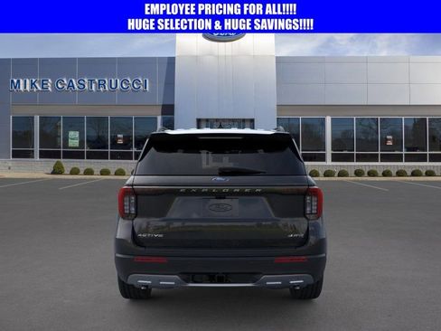 New 2026 Ford Explorer Active w/ Active Comfort Package AWD/4WD image 5