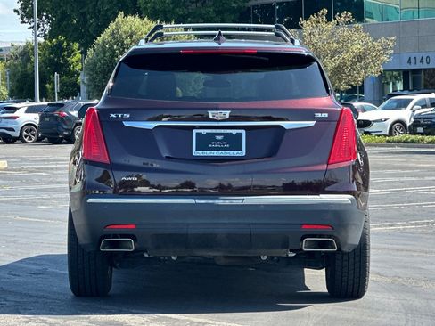 Used 2017 Cadillac XT5 Luxury w/ Driver Awareness Package AWD/4WD image 5