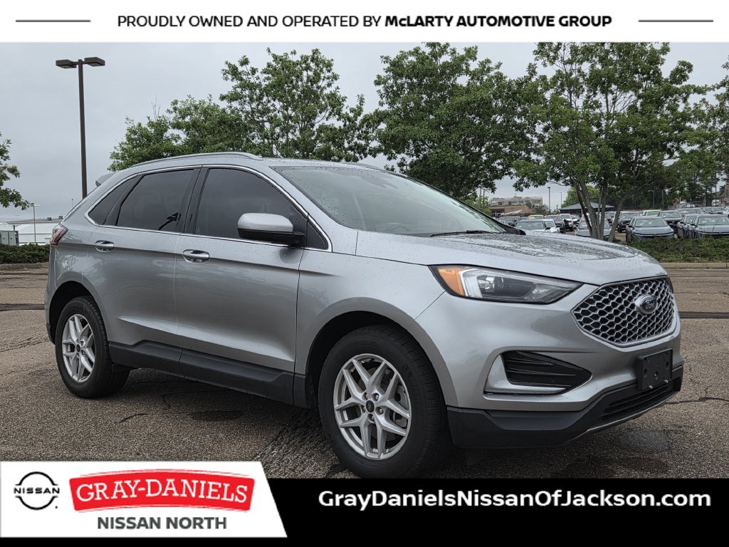 Used 2023 Ford Edge SEL AWD/4WD image 3