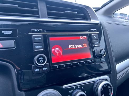 Used 2020 Honda Fit LX image 16